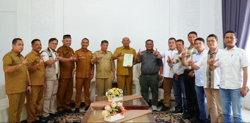 Bupati Syah Afandin Terima Hibah 4,6 Hektare untuk Huntap Korban Banjir Langkat