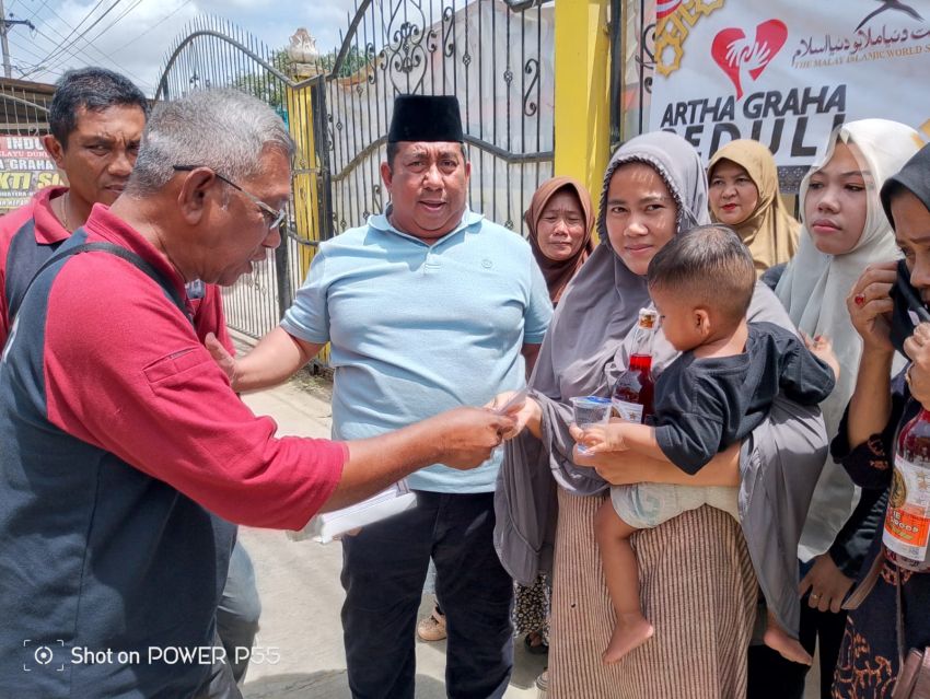 Tomy Winata Berikan Bantuan Buka puasa Bersama dan Salurkan 10.000 Bingkisan di Lokasi Bencana Sumatera