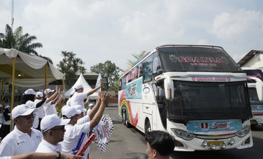 Wujudkan Suka Cita Lebaran, Ribuan Peserta Mudik Gratis PTPN IV PalmCo Resmi Diberangkatkan Serentak