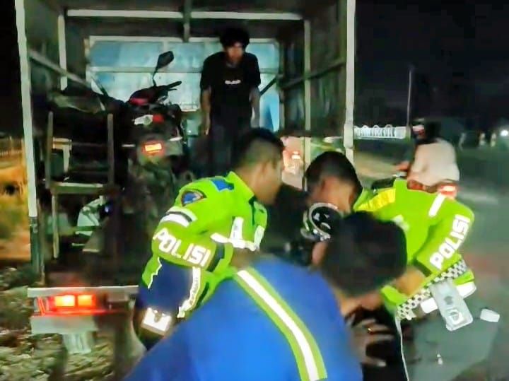 3 Motor Tabrakan Beruntun di Jalinsum Batu Bara, 4 Orang Dilarikan ke Klinik &lrm;