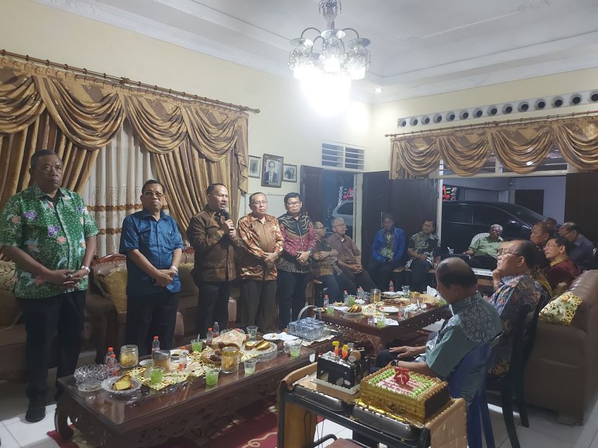 Hadiri Perayaan Ulang Tahun ke-25 Mannen Koor Somba Debata, Maruli Siahaan: Jadilah Berkat Bagi Semua Orang