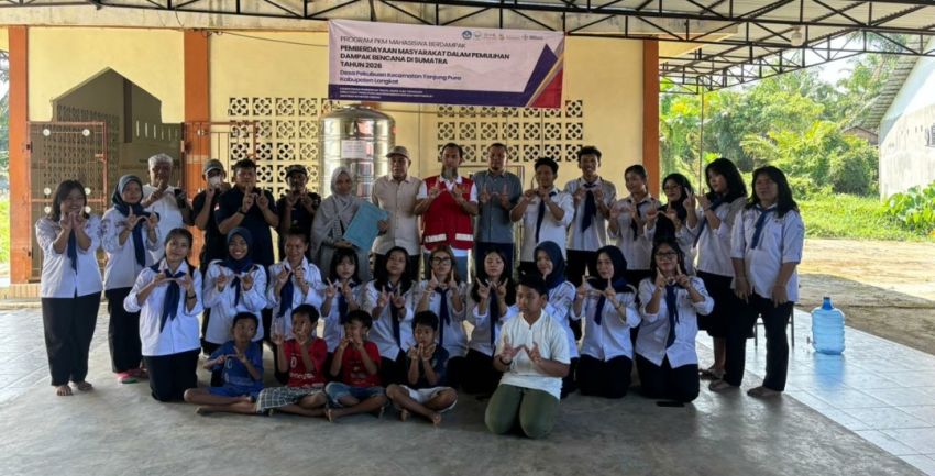 Mahasiswa KSR PMI Unimed Bangun Sistem Air Siap Minum di Desa Pekubuan