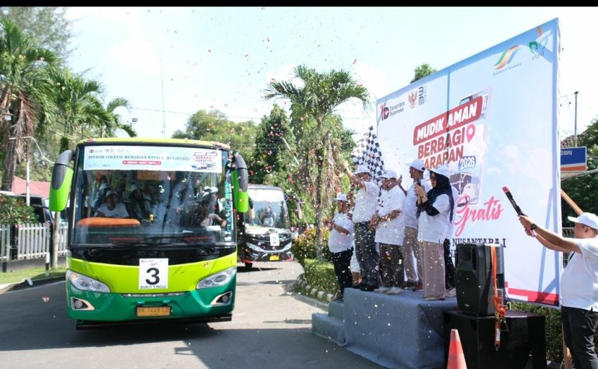 Mudik Aman Berbagi Harapan&rdquo;, PTPN 1 Regional 1 Lepas Tiga Bus Mudik Gratis