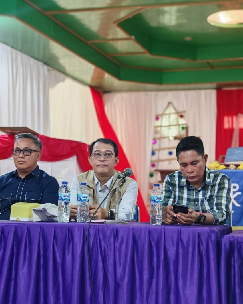 Separuh Desa di Kepulauan Batu Nias Selatan Masih Gelap, Senator Penrad Siagian Desak Audit Total Program Listrik