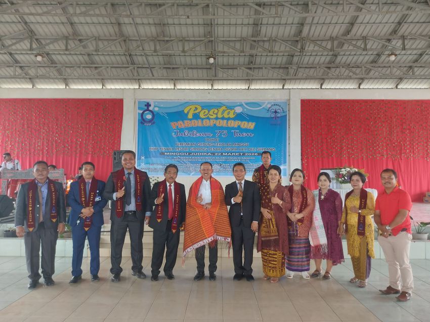 Anggota DPR RI Maruli Siahaan Hadiri Jubileum ke 75 HKBP Penara Distrik XXIX Deli Serdang