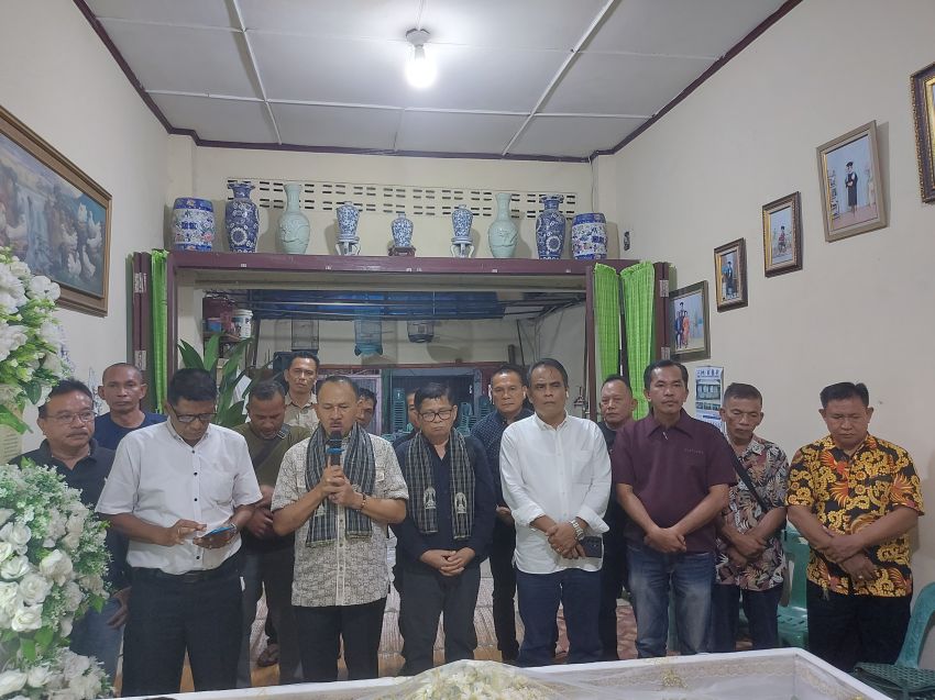 Anggota DPR RI Maruli Siahaan Sampaikan Duka Cita Kepada Keluarga Anggota PPSD Siahaan Sektor 30 Medan