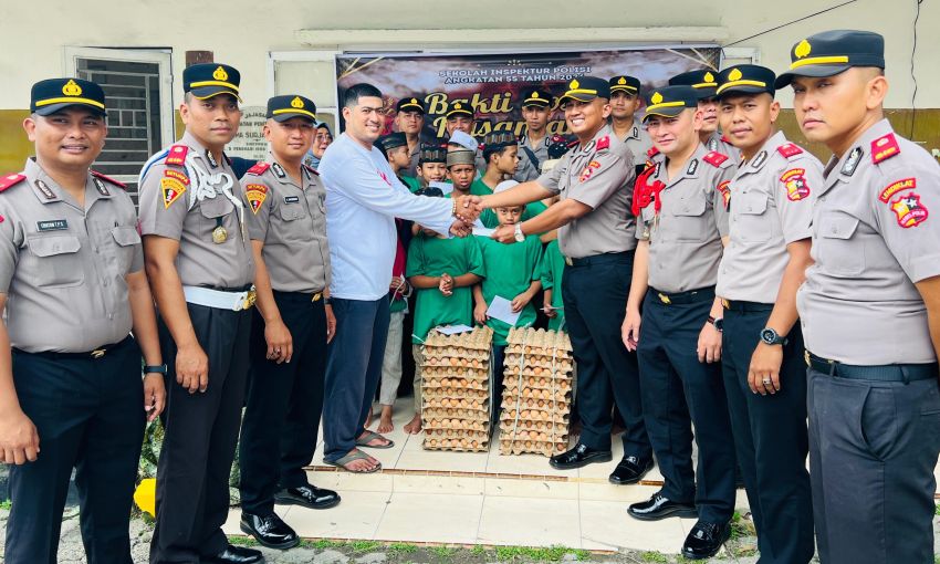 Di Panti Asuhan Ade Irma Suryani Belasan Siswa Setukpa Lemdiklat Polri Angkatan 55 Asal Polda Sumut Bagi-bagi Sembako