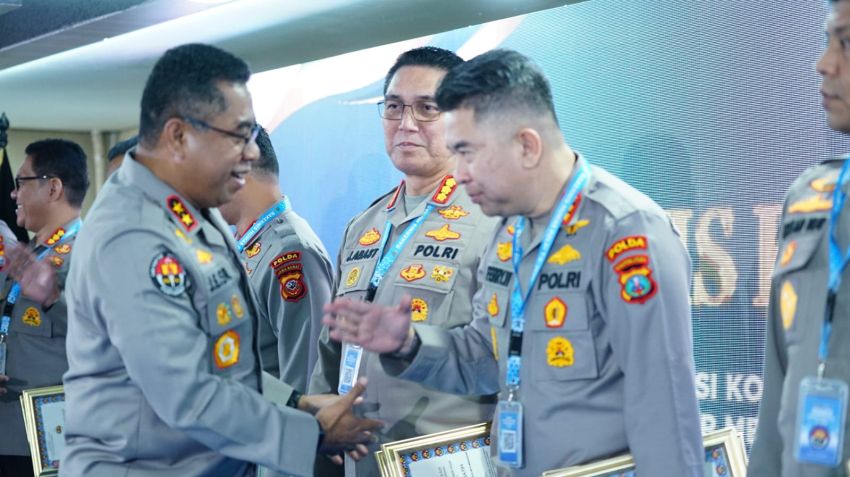 Kombes Pol Ferry Walintukan Bawa Humas Polda Sumut Raih Dua Penghargaan dari Divisi Humas Polri