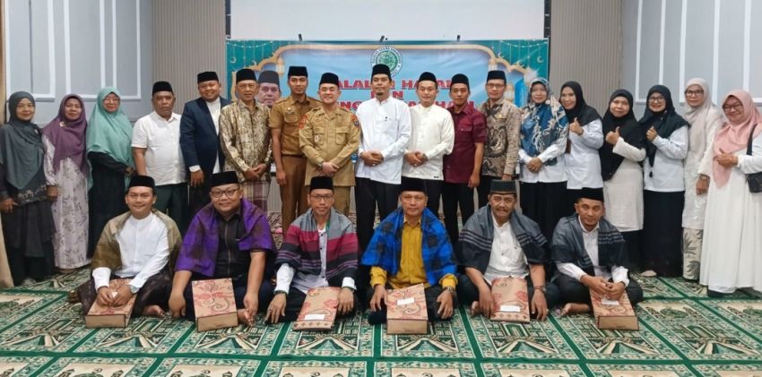 Sekda Binjai Hadiri Halalbihalal dan Tepung Tawar Haji Pengurus MUI Kota Binjai