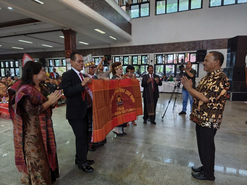 Maruli Siahaan Apresiasi Eksistensi PTRS&B Jaga Persatuan dan Jaga Identitas Budaya Ditengah Arus Modernisasi