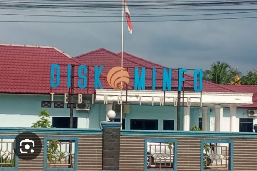 Tipidkor Poldasu Geledah Kantor Diskominfo TebingTinggi Malam Hari