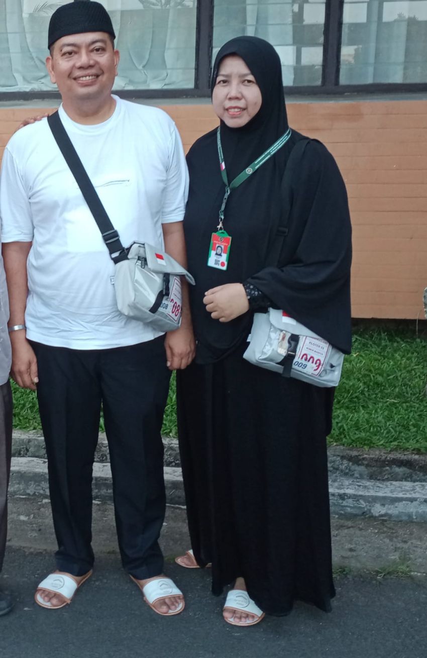 Pasangan Petani Sawit Asal Labuhan Batu Selatan Naik Haji ke Baitullah