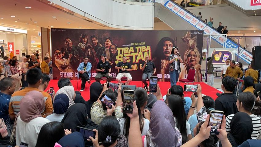 &ldquo;Bus Setan&rdquo; Turun ke Jalan,  Bikin Medan Heboh