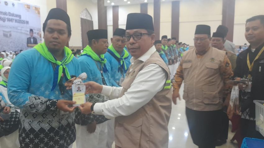 Kolter I Asal Medan Binjai Berangkat, Kakanwil Kemenhaj Himbau Jamaah Jaga Kesehatan