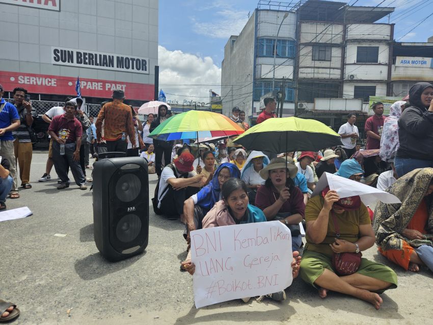 Tangis Umat Pecah, Dana Rp21 Miliar Masih Tanpa Jejak