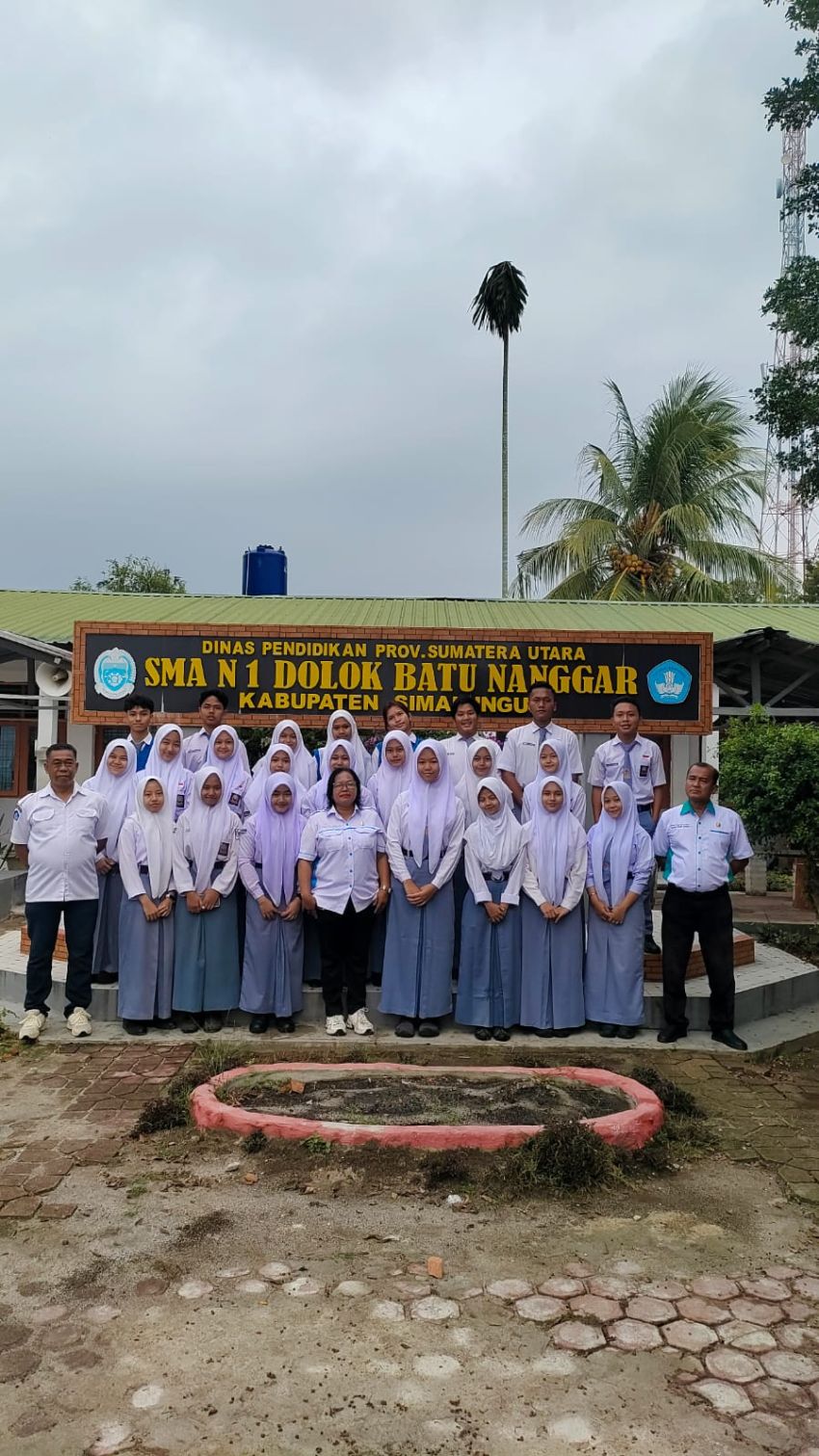 Pentas Seni SMAN 1 Dobana Tak Ada Pungutan