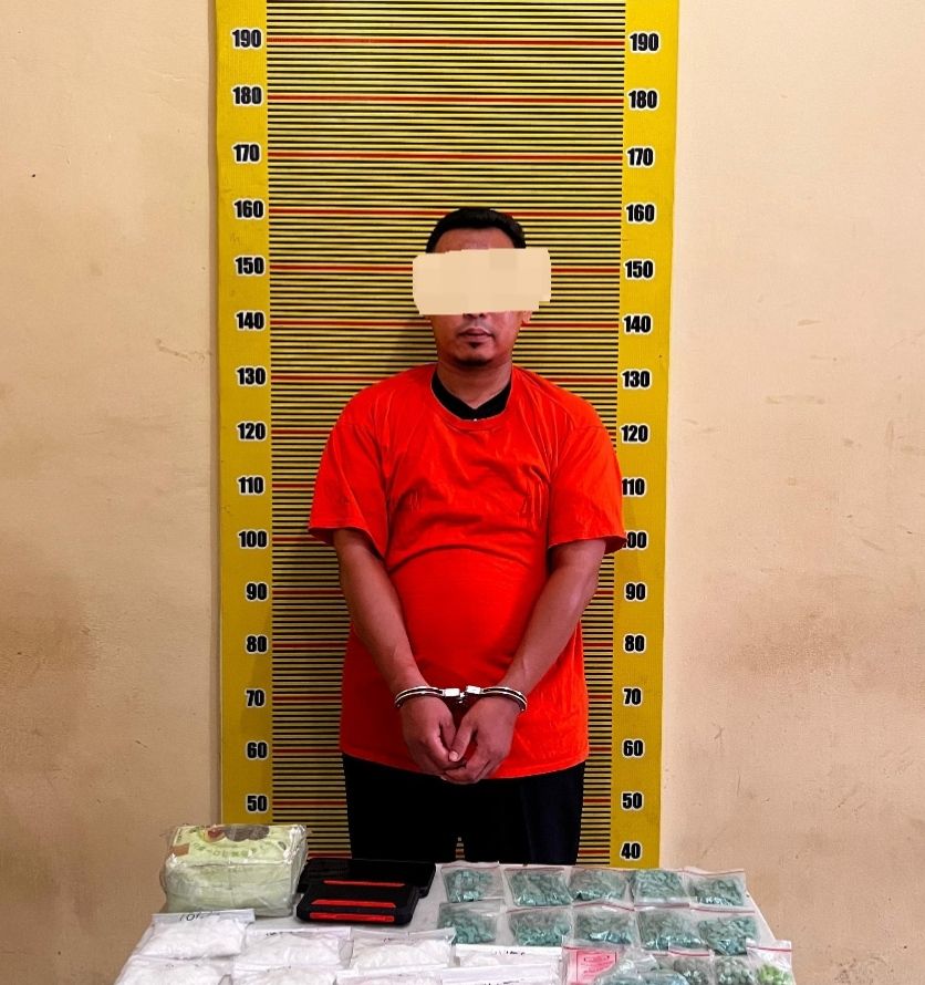 Polda Sumut Ungkap Peredaran 2 Kg Sabu dan 2.000 Butir Ekstasi, Seorang Oknum Guru Ditangkap