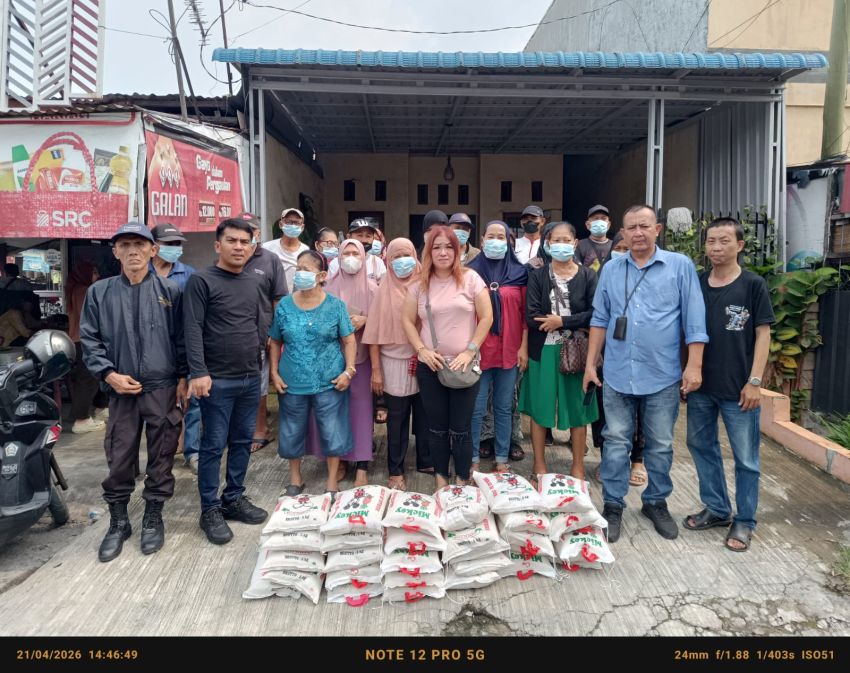 Wujud Kepedulian, AMS XII Kota Medan Salurkan Bantuan Sembako untuk Warga Jalan Harmonika